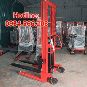 Xe Nâng Tay Cao 2 Tấn