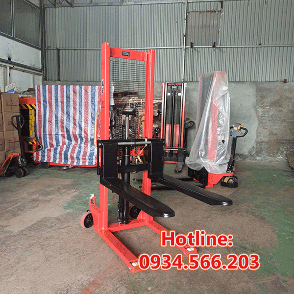 Xe Nâng Tay Cao 2 Tắn